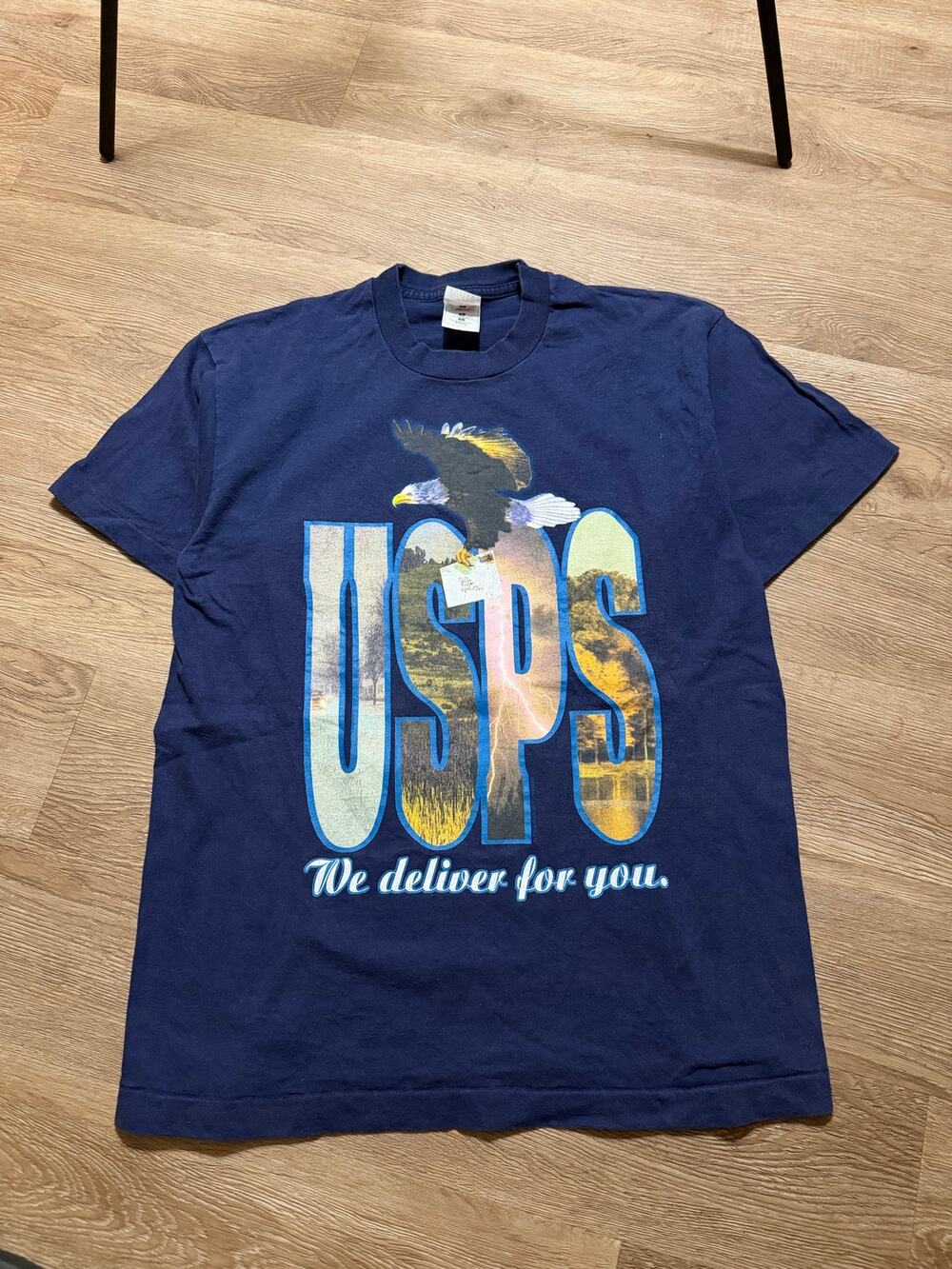 Vintage USPS We Deliver For You Eagle Graphic T-Shirt USA Made Size Large